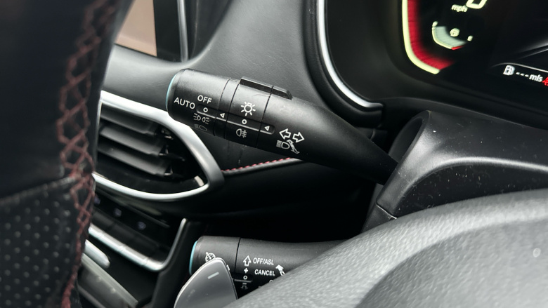 MG HS 1.5 T-GDI Trophy 5dr DCT Petrol Hatchback